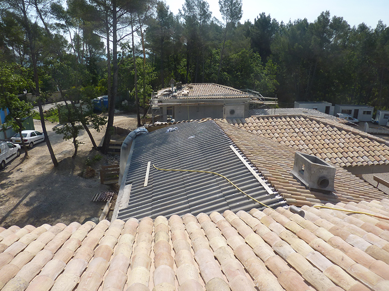 Rénovation complète de toiture dans le secteur d'Antibes