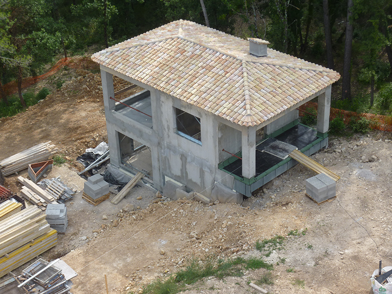 Pose de toiture neuve près d'Antibes